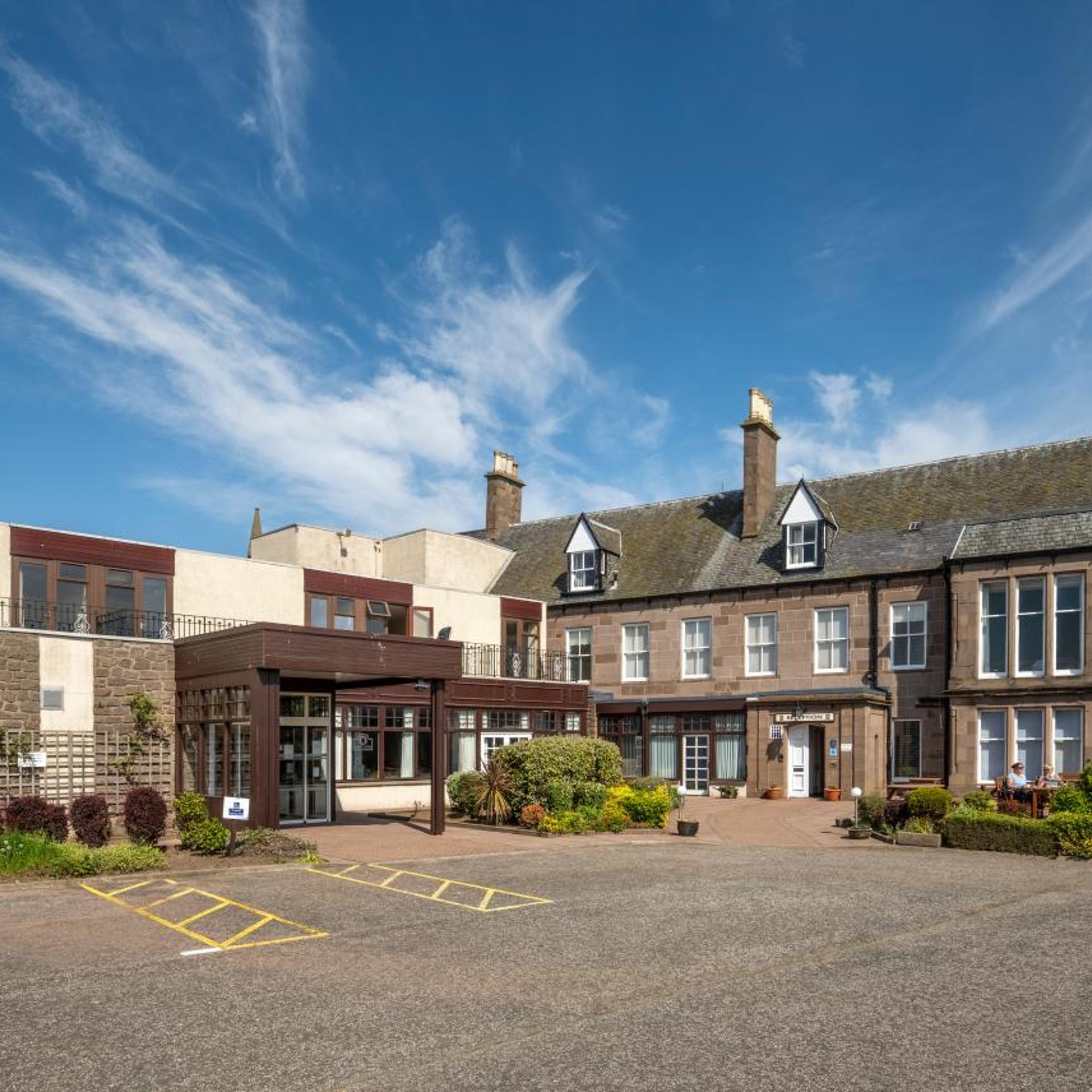 Links Hotel 2