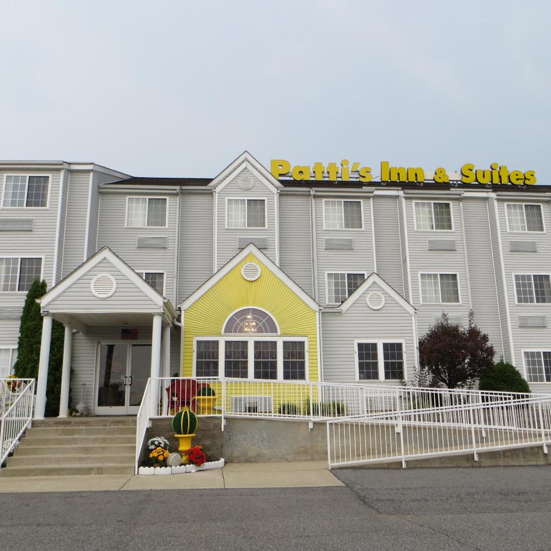 Patti's Inn and Suites 1
