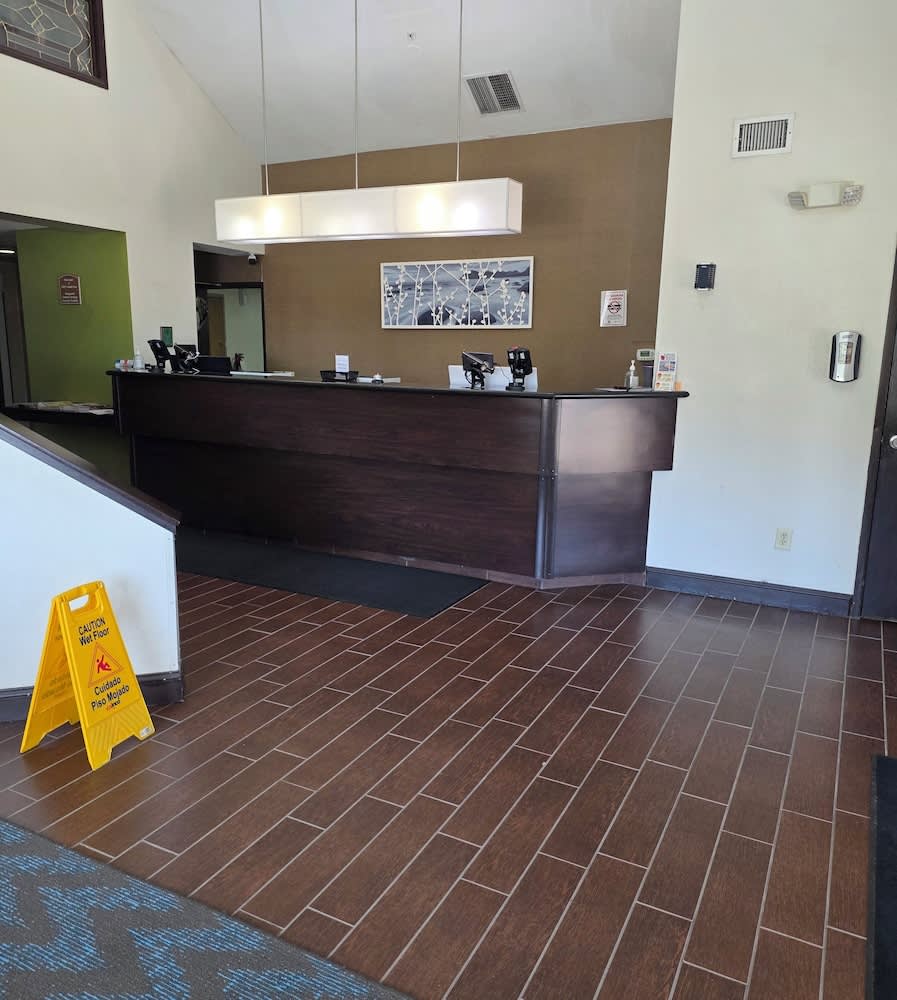 Austinburg Hotel 2