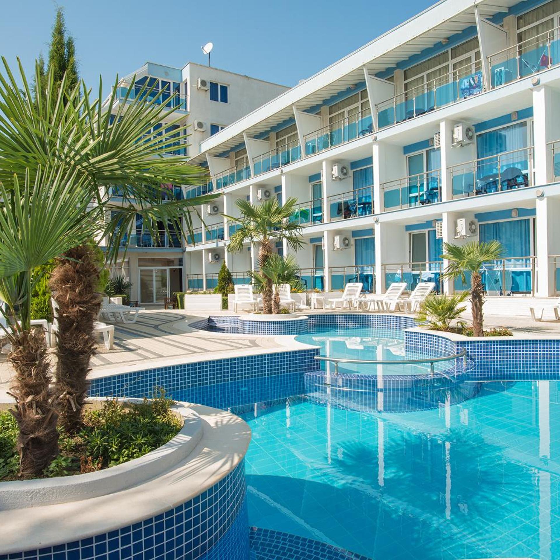 Hotel Eskada Beach 1