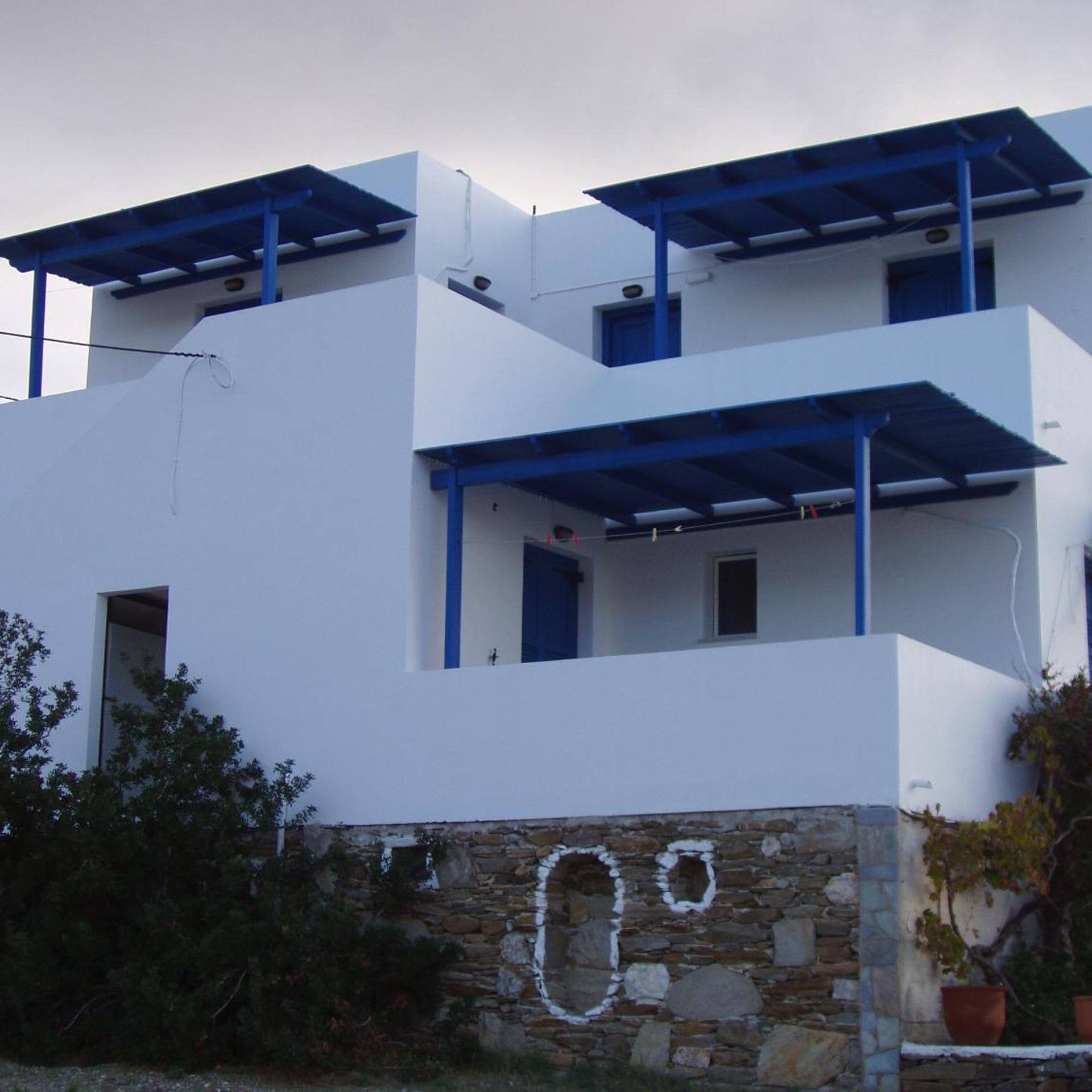 Helena's Apartments 1