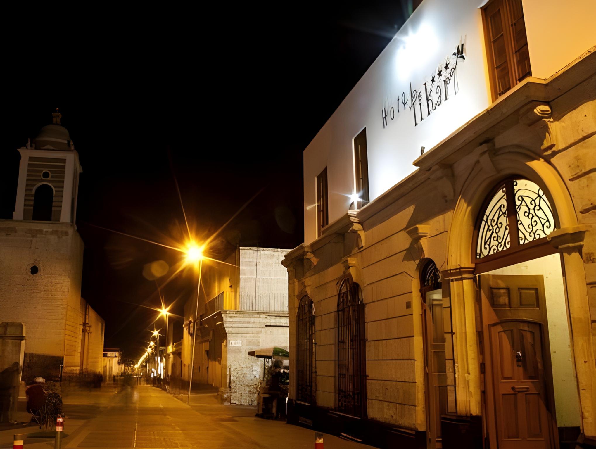 Hotel Tikary 1