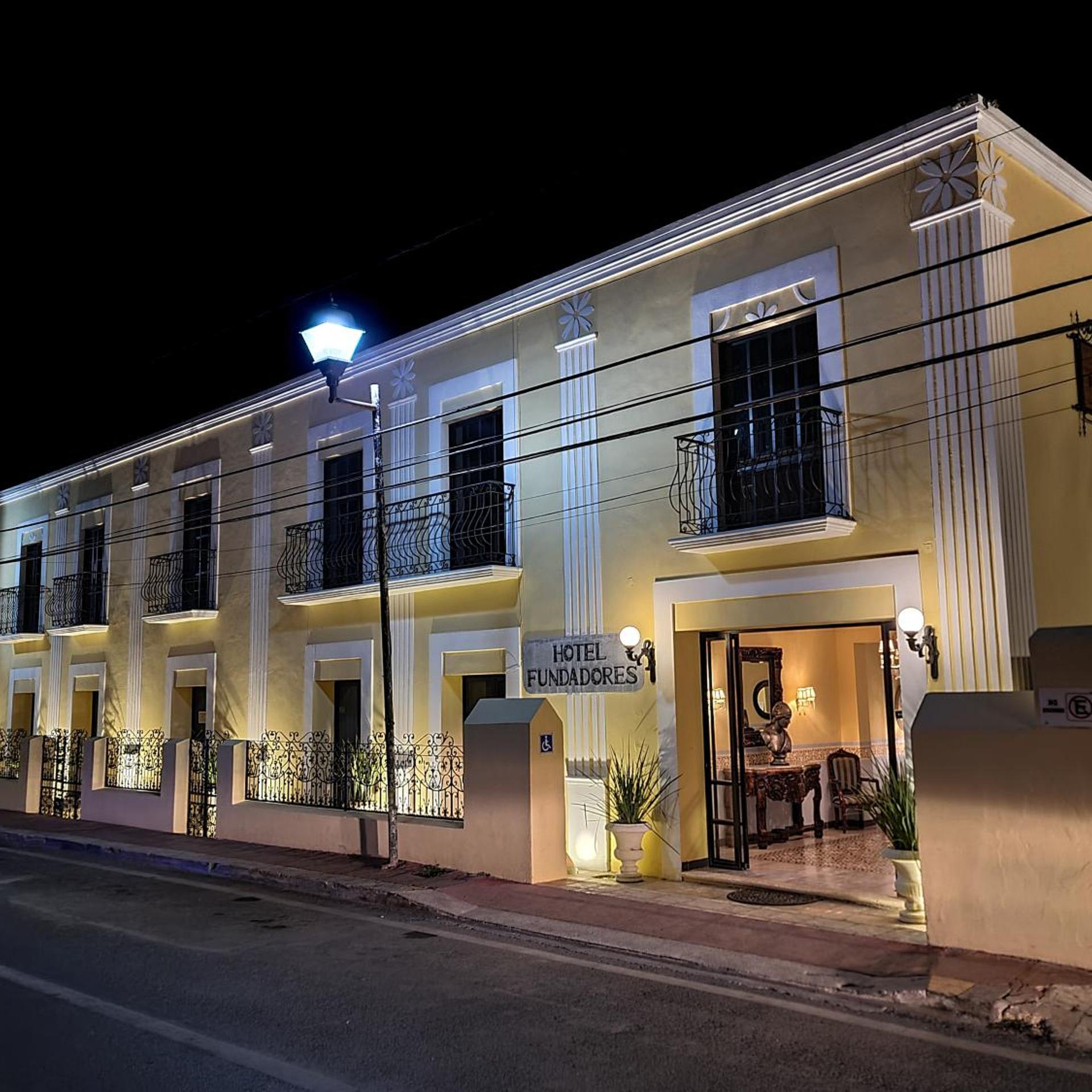 Hotel Fundadores 1