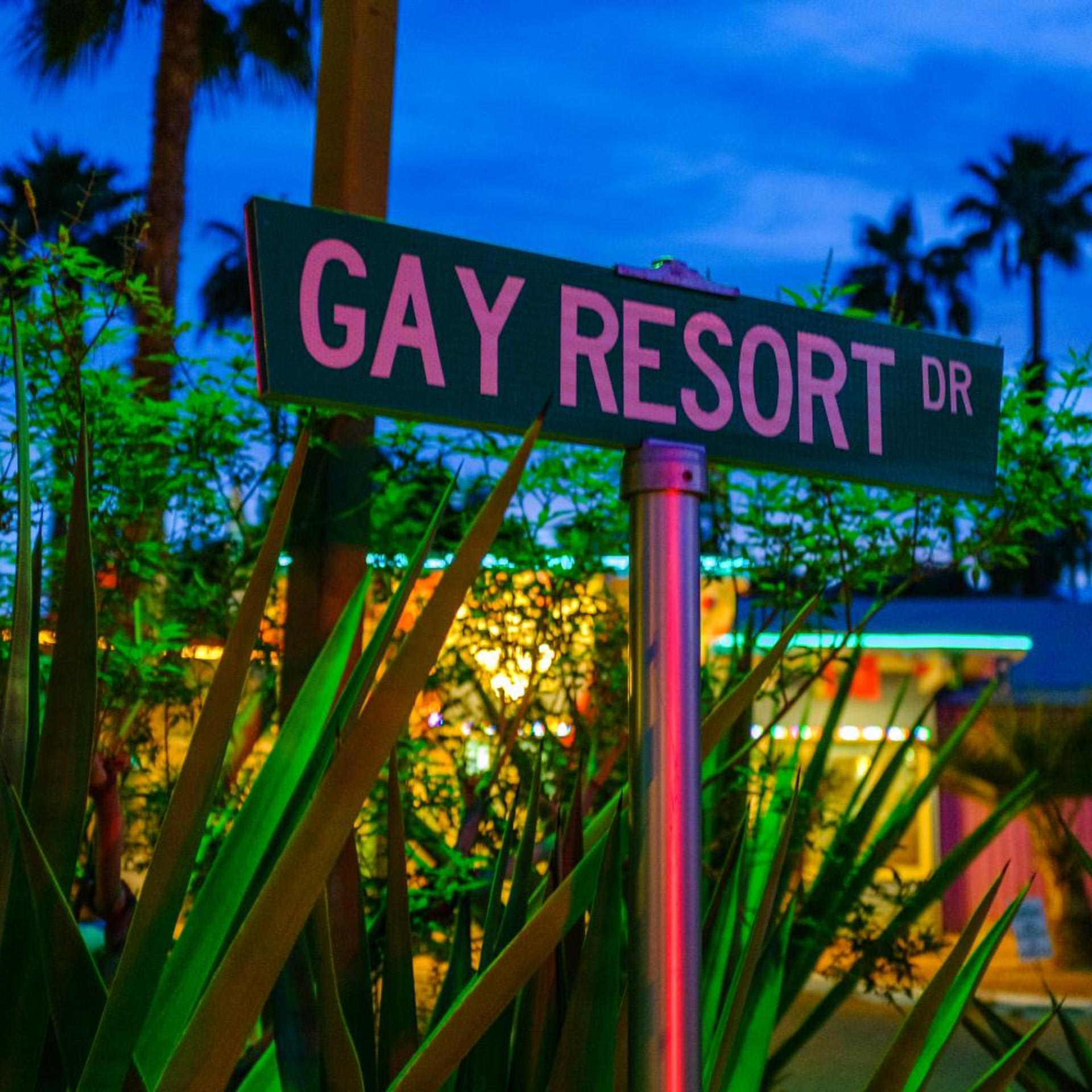 CCBC Resort Hotel - A Gay Men's Resort 2