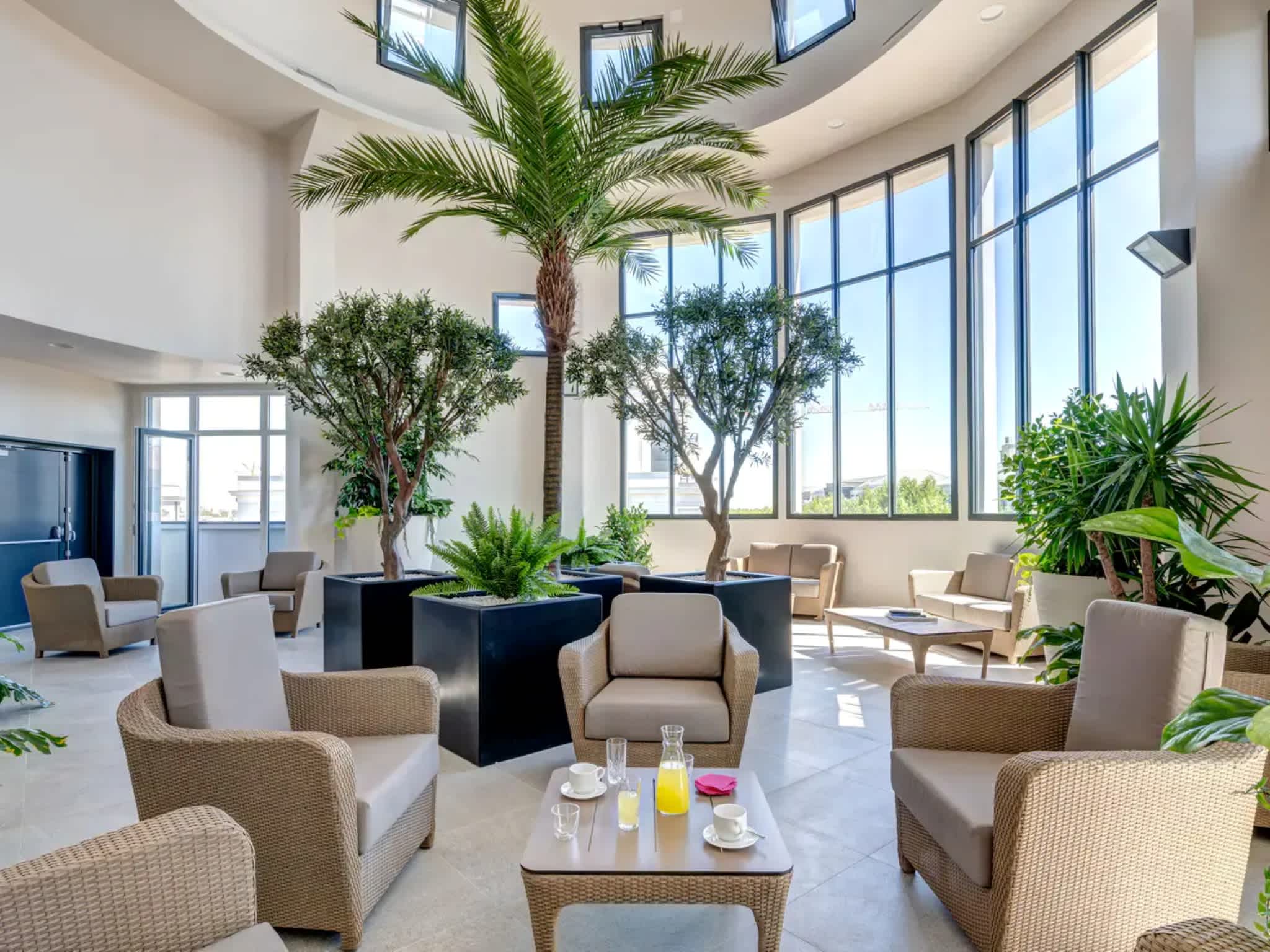 Quality Suites Val D'europe 1