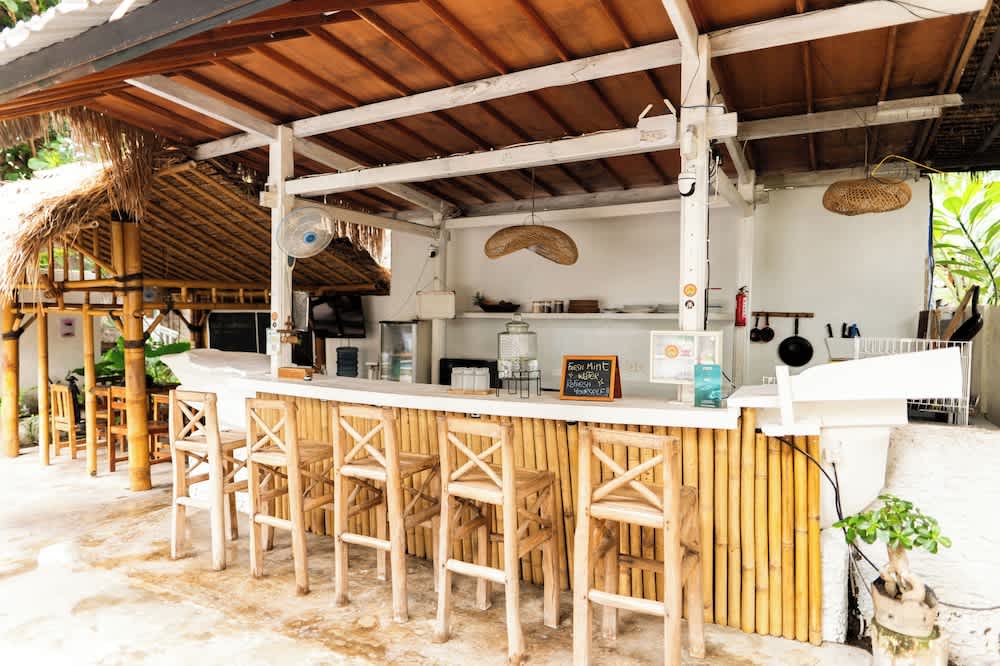 Buena Vibra Bungalows with Quiet Garden 1
