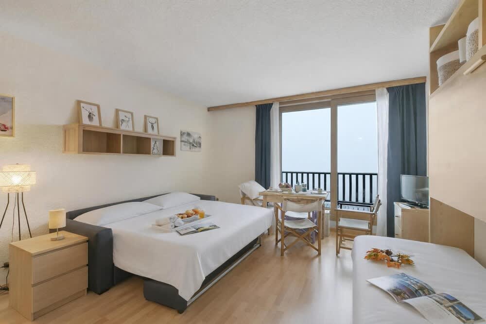 Studio Sansi 34 1