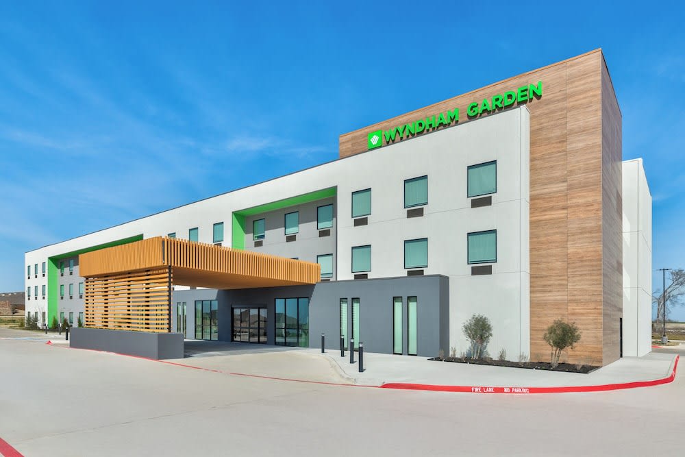 Wyndham Garden Anna 1