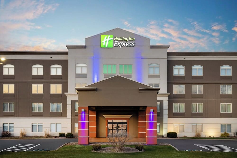 Holiday Inn Express SYRACUSE-FAIRGROUNDS by IHG 1