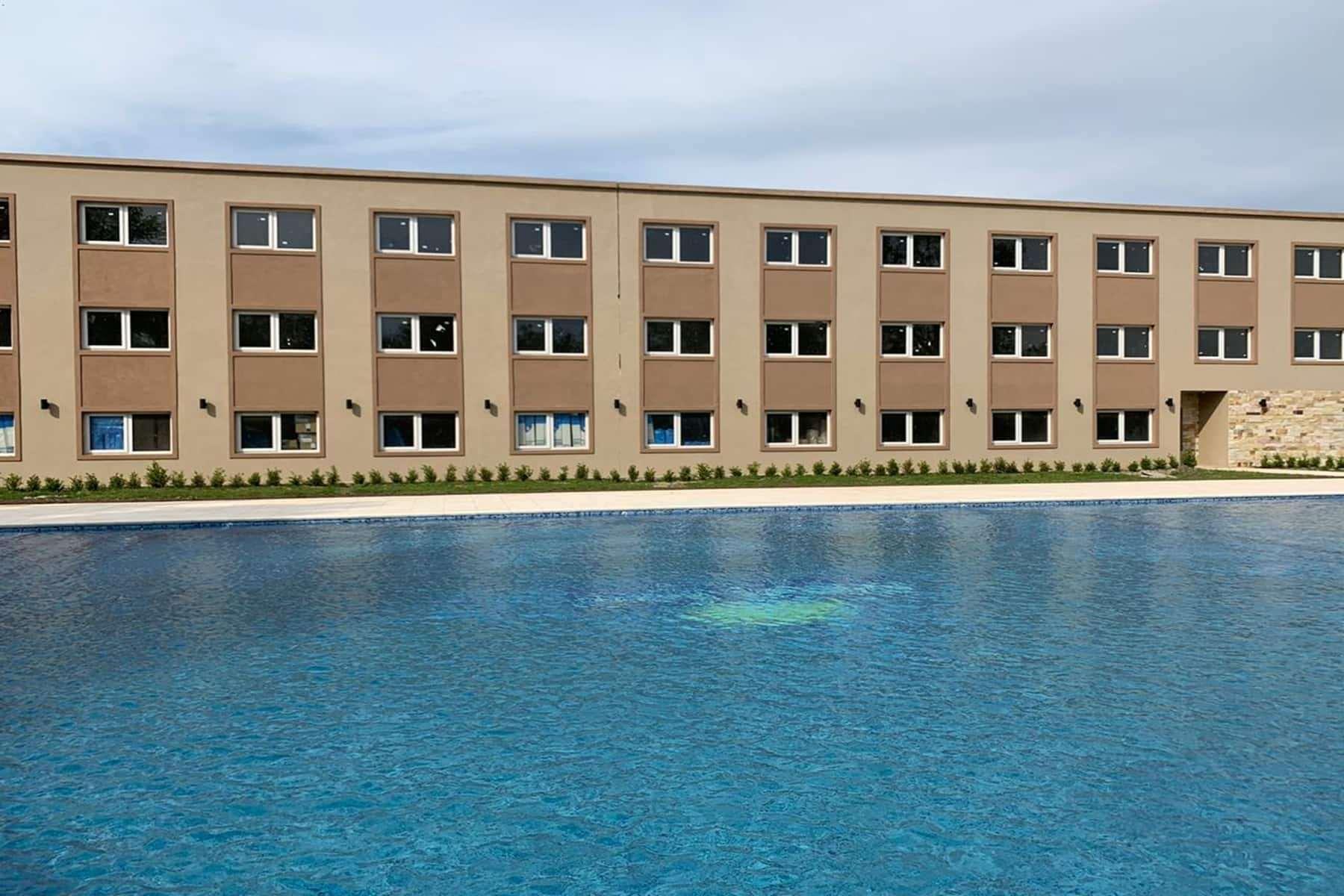 Days Inn Zarate 2