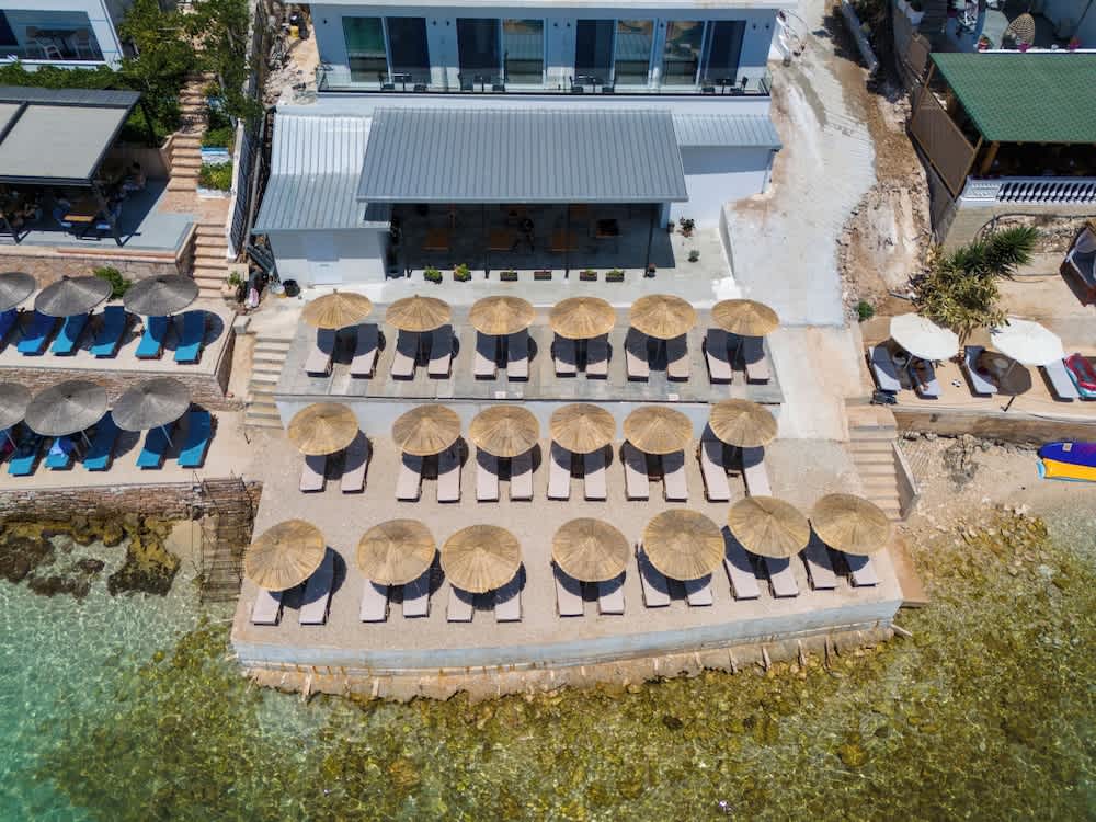 Lluka Sea Side 1