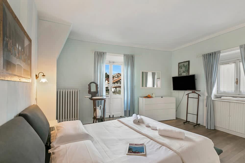 La Lanterna Swimming Pool Retreat 2