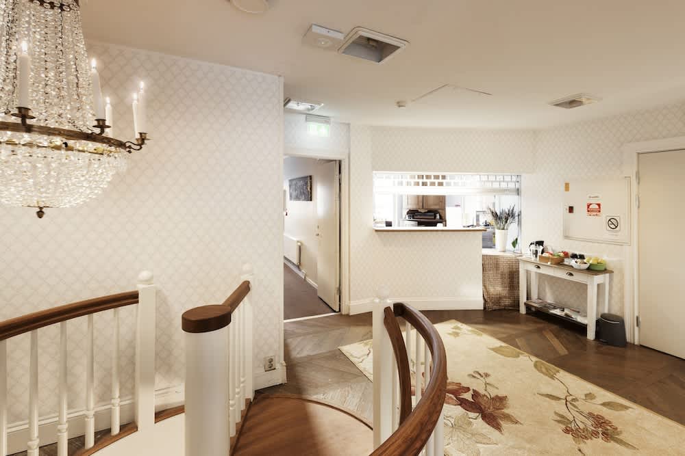 Hotell Amber & Naran 2