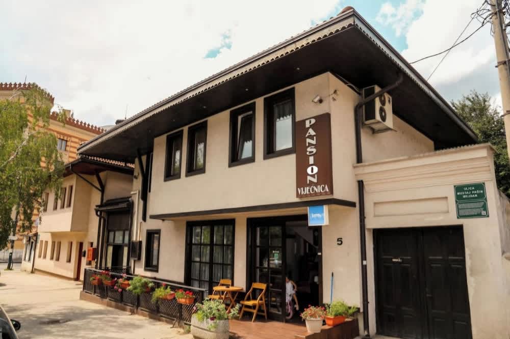 Hotel Vijecnica 1