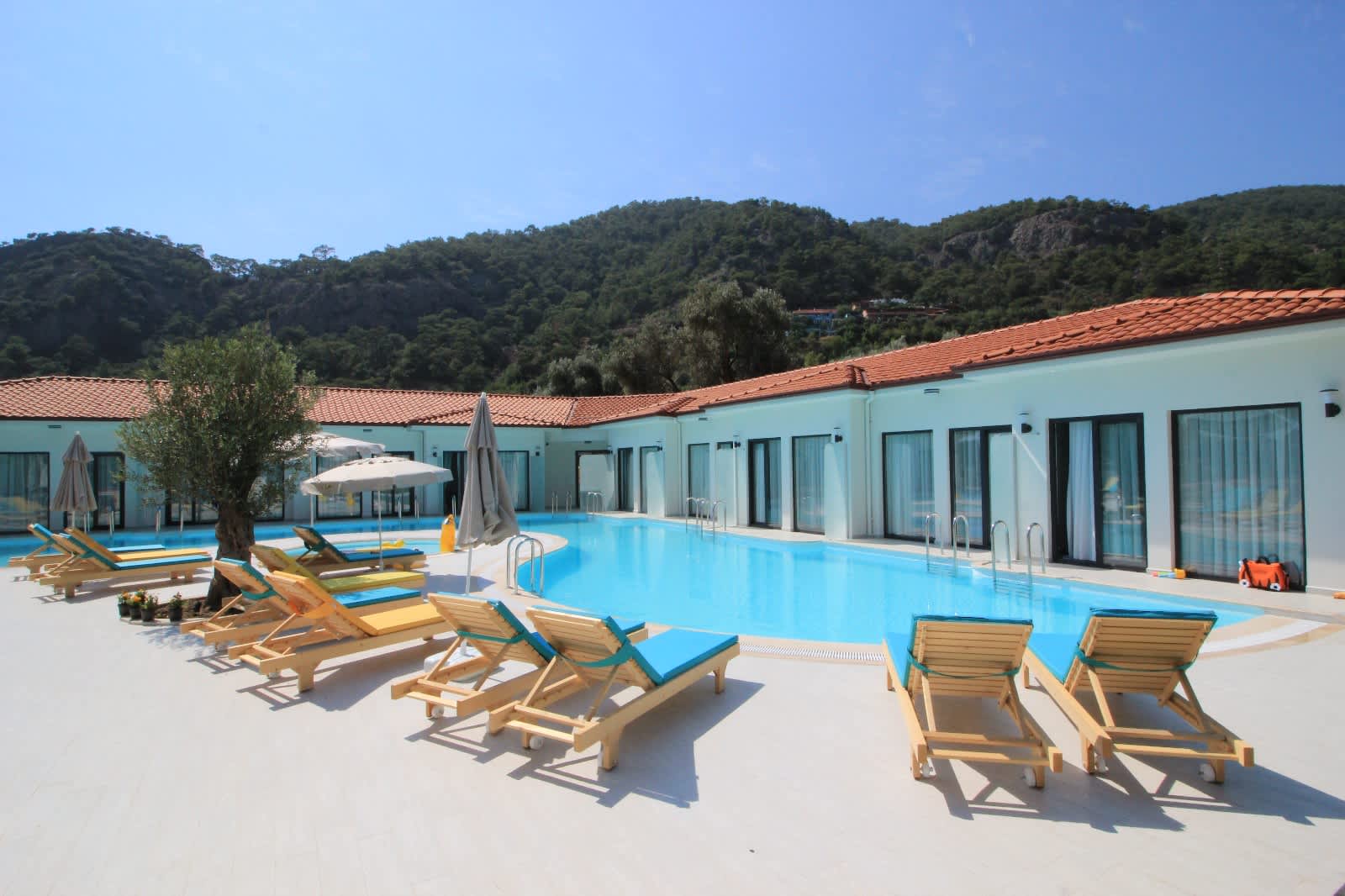 Z Exclusive Hotel and Villas 2