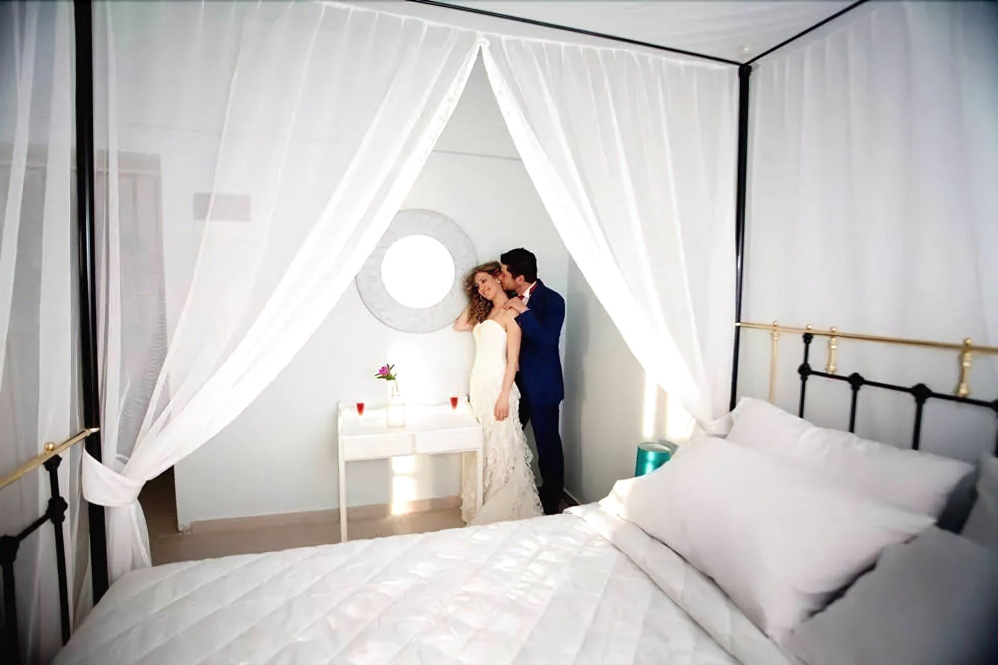 MasouriBlu Boutique Hotel 2