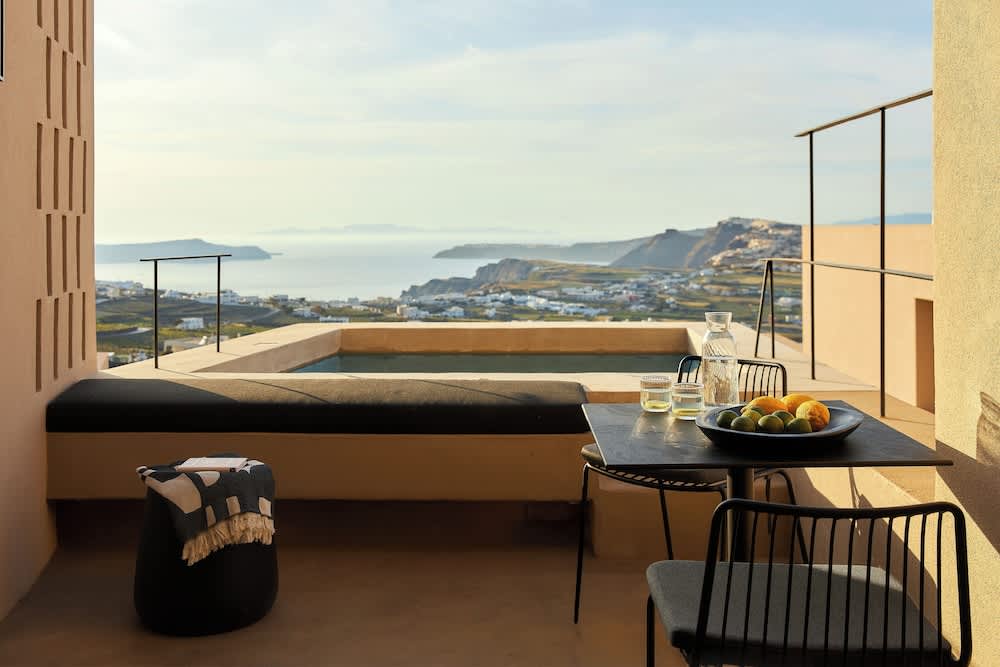 Enorme EOS Santorini - Adults Only 1