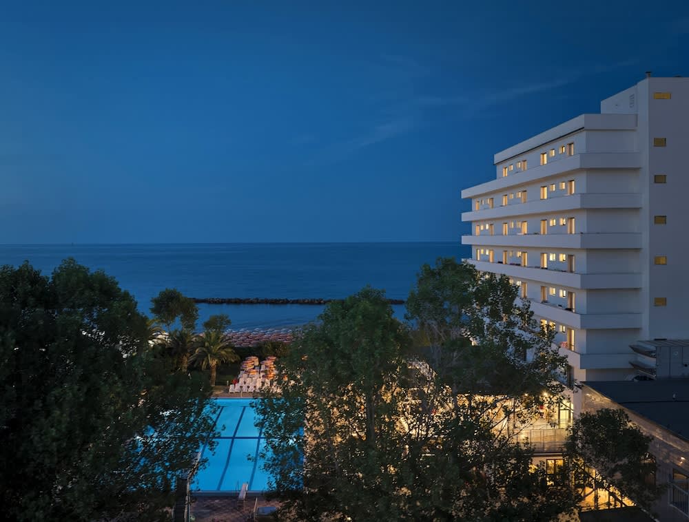 Serena Majestic Hotel 1