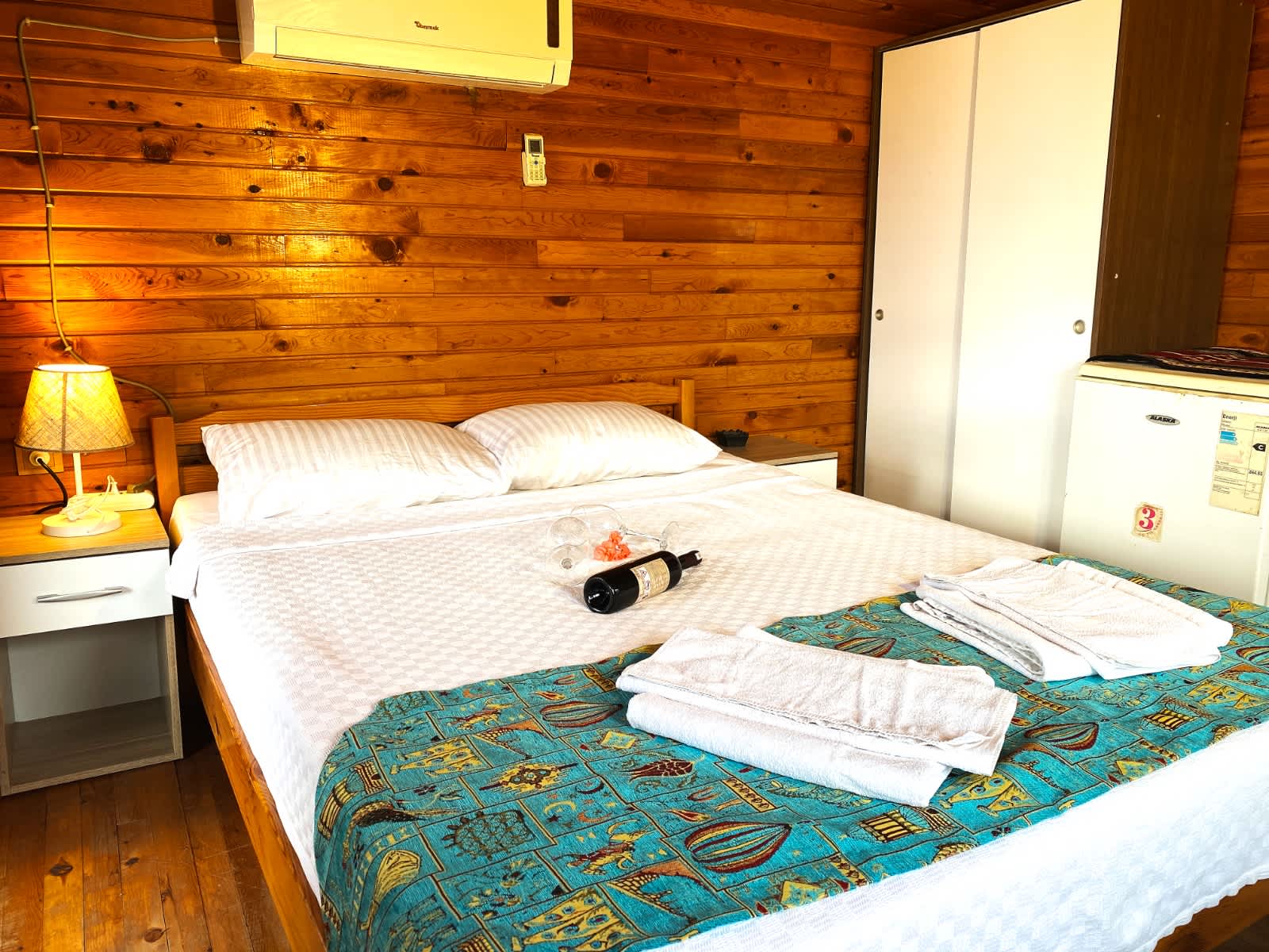 Armes Hotel 2