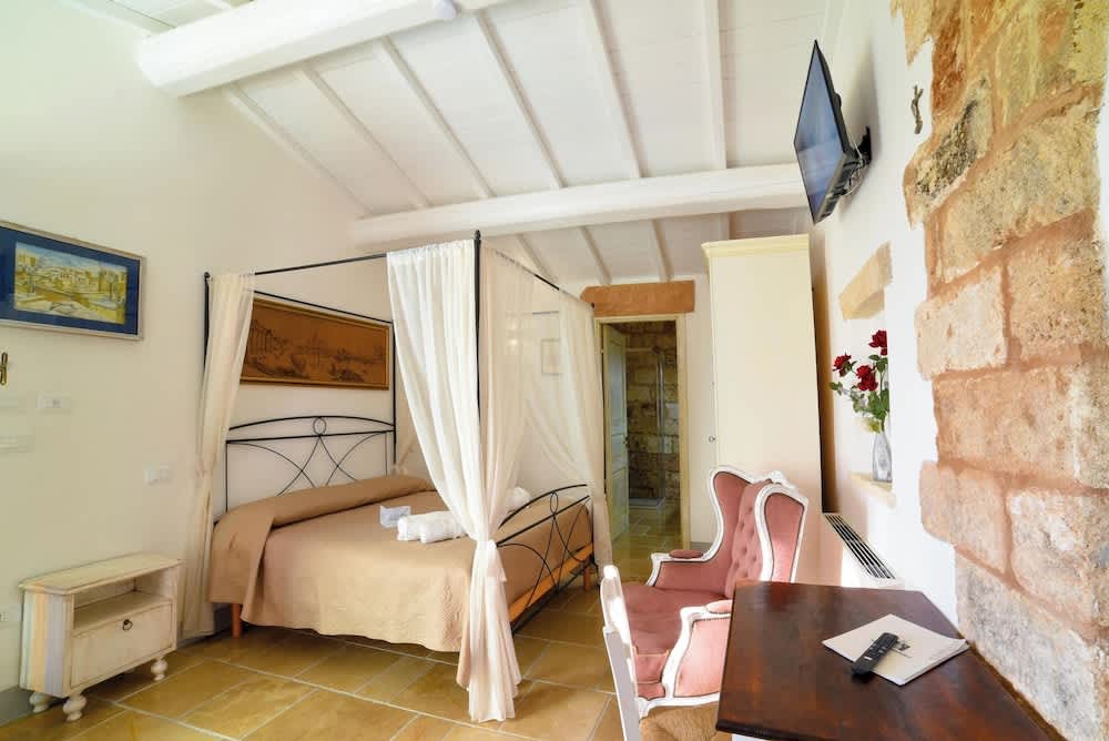 Masseria Santu Lasi - Happy Rentals 2