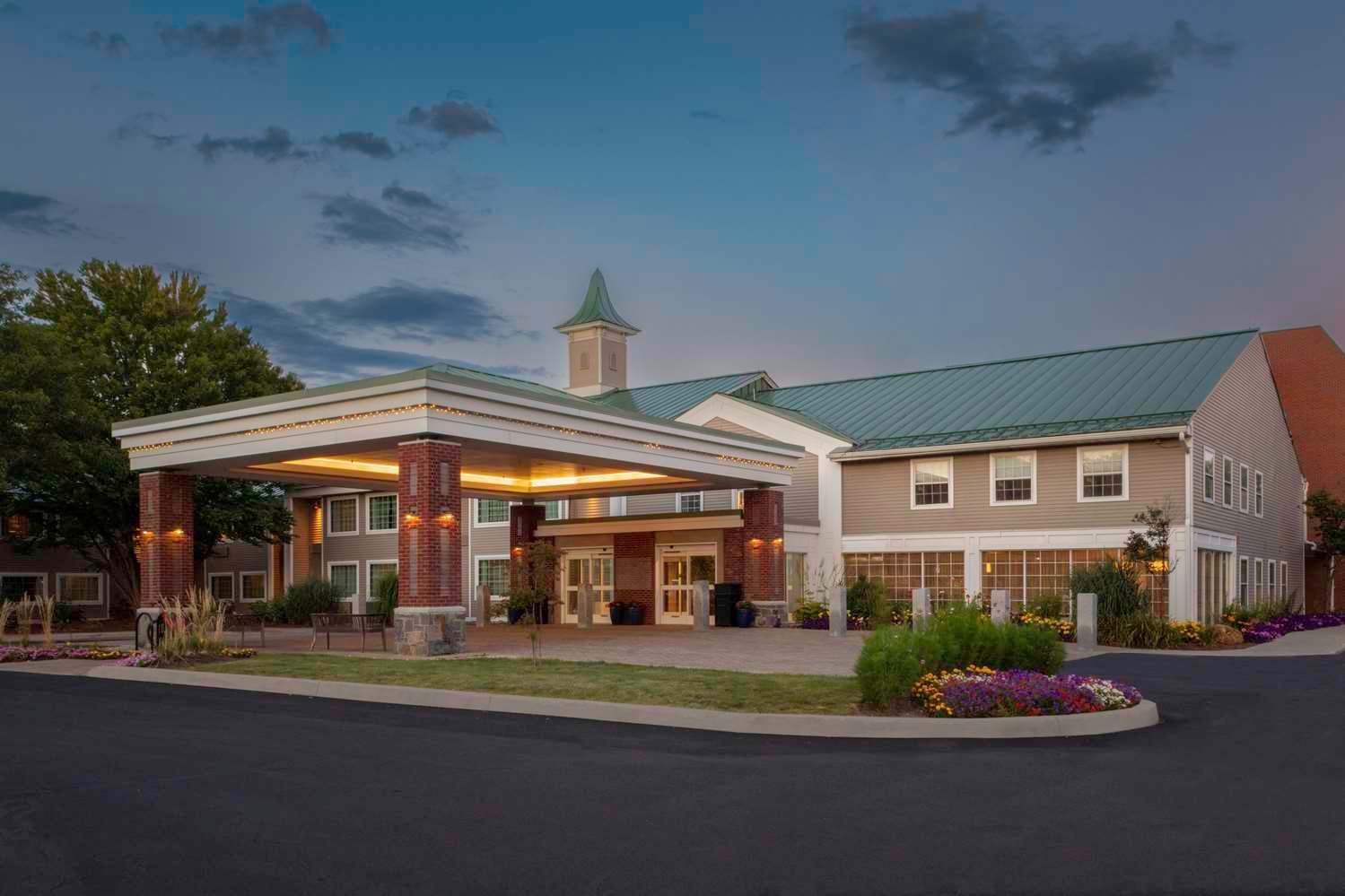 DoubleTree by Hilton Burlington Vermont 1