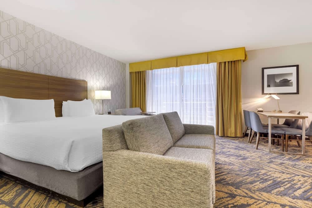 Best Western Plus Bayside Inn 1