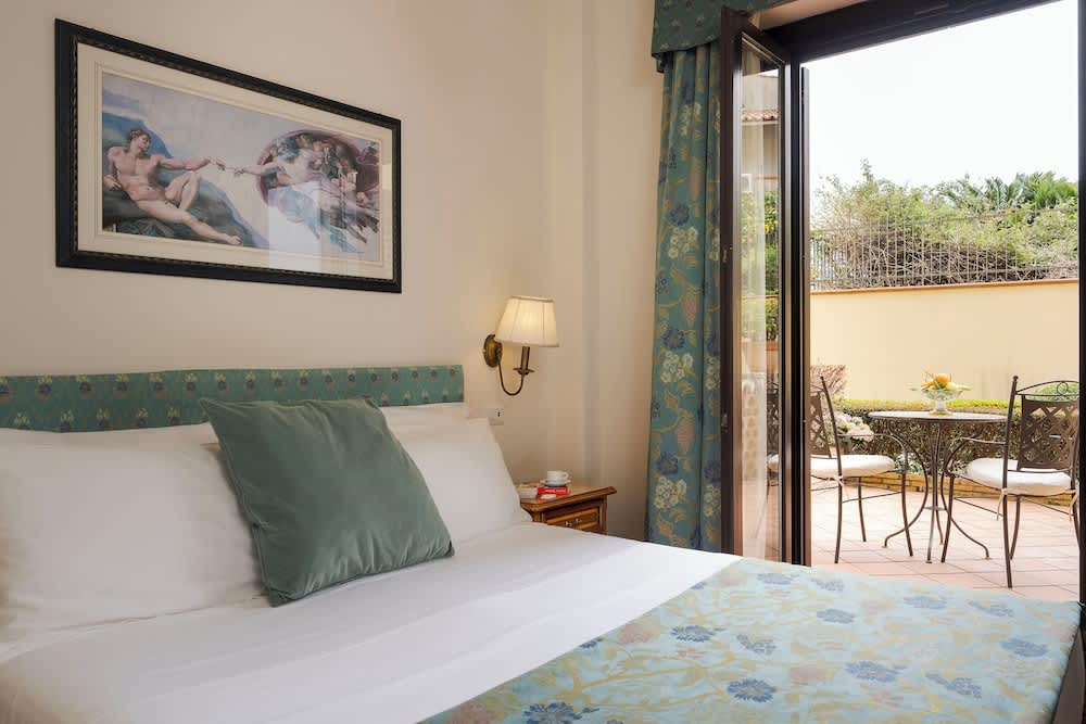 Hotel Sirius 1
