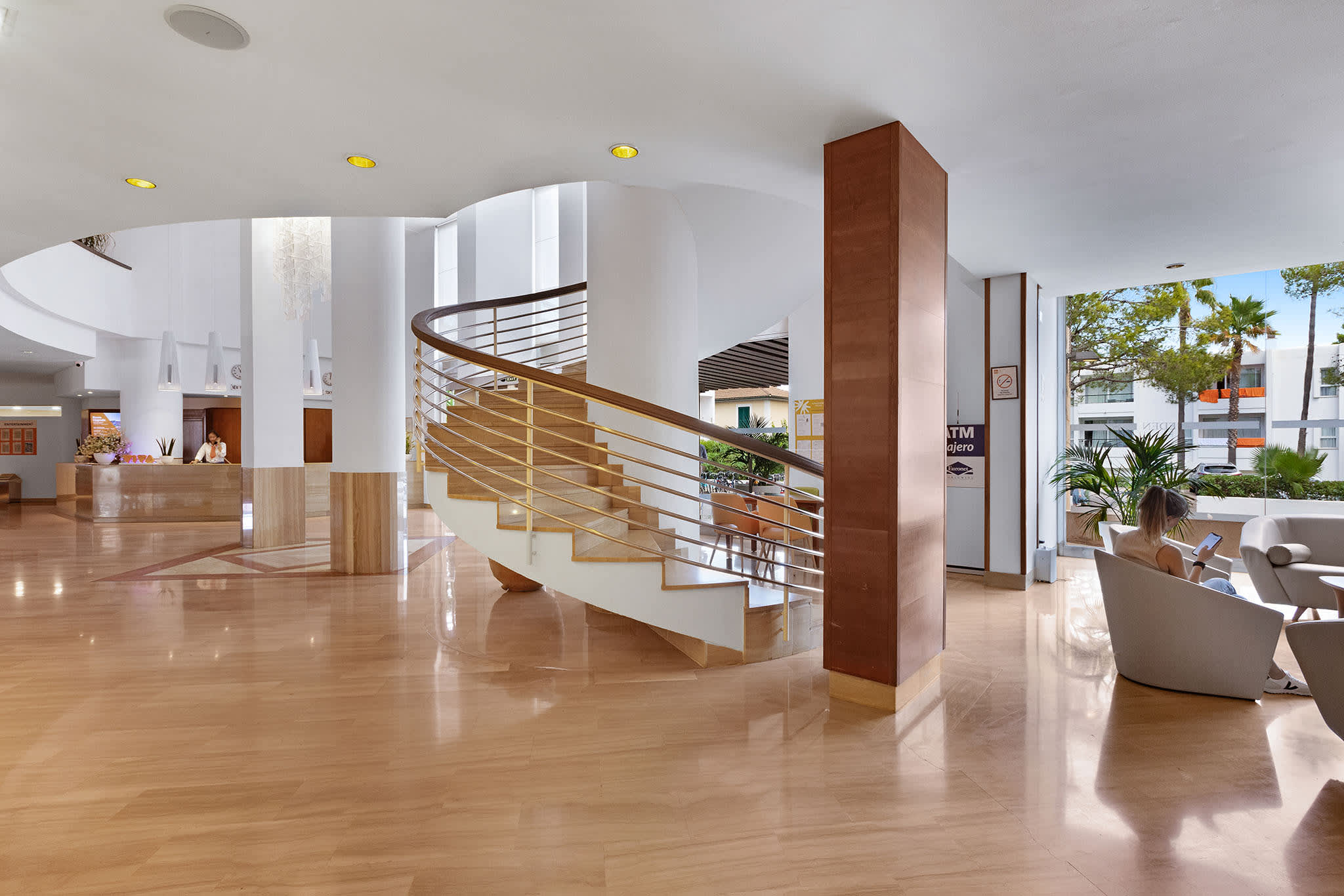VIVA Eden Lago 2