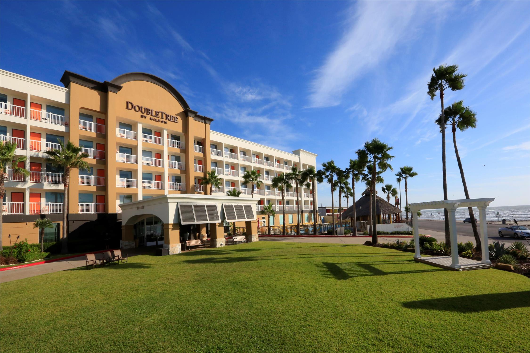 DoubleTree by Hilton Galveston Beach 1