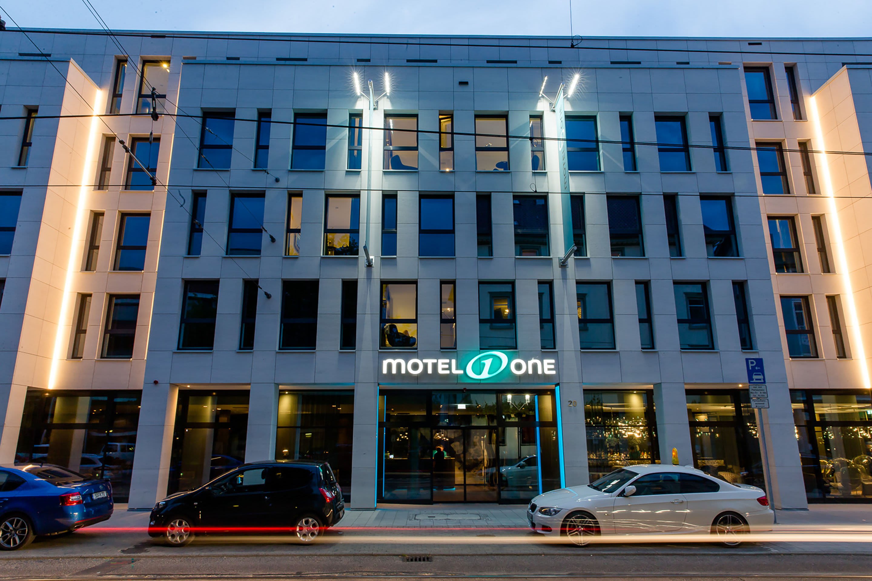 Motel One Stuttgart-Bad Cannstatt 1