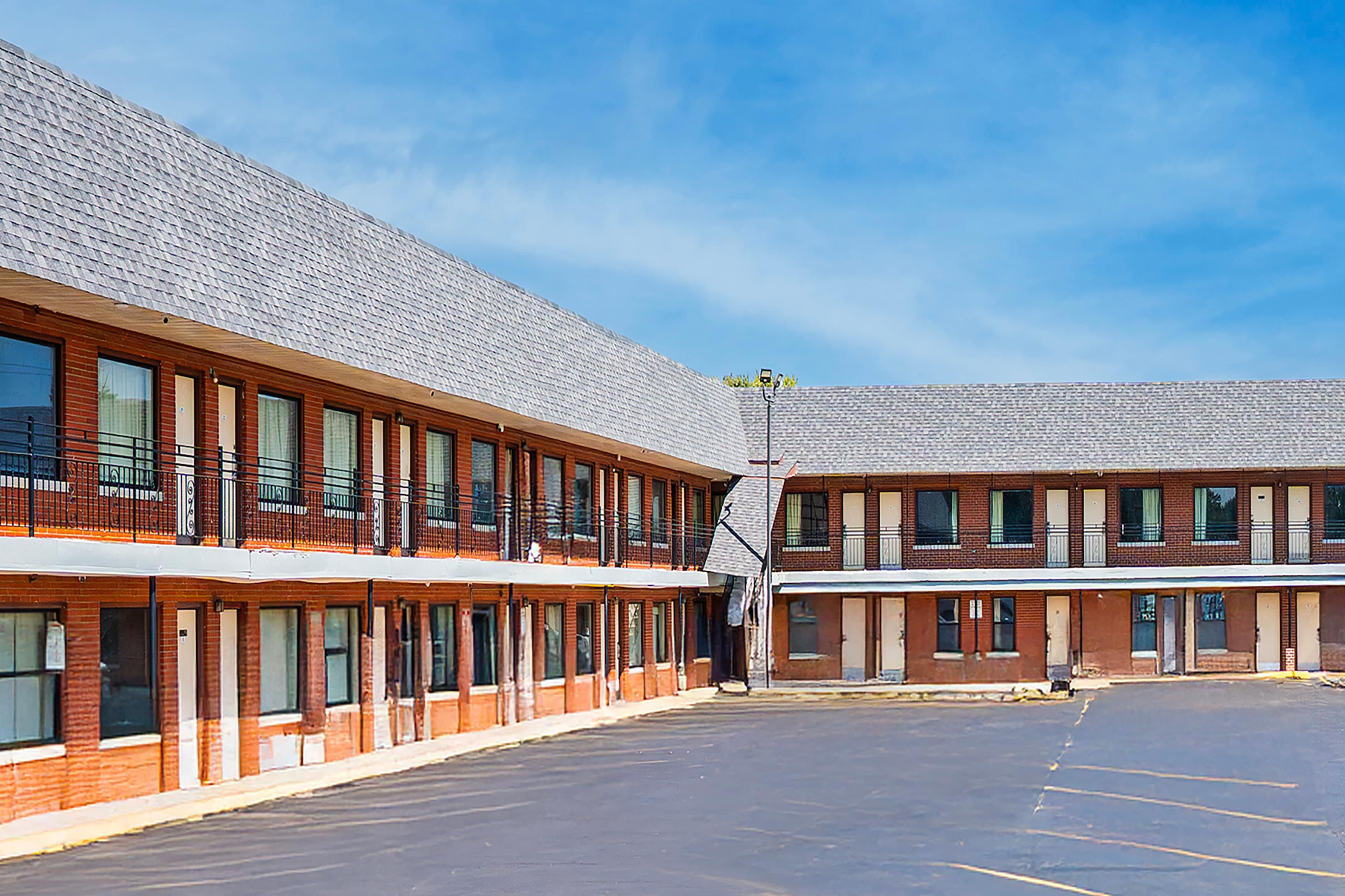 miami inn & suites 1