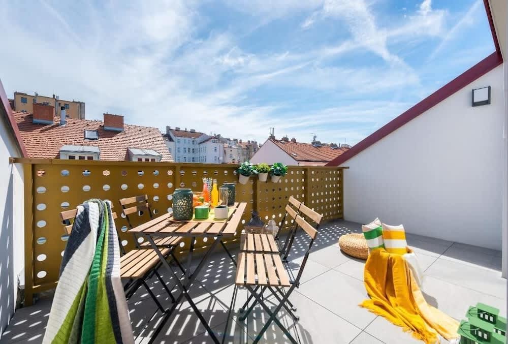 Libero Apartments 1