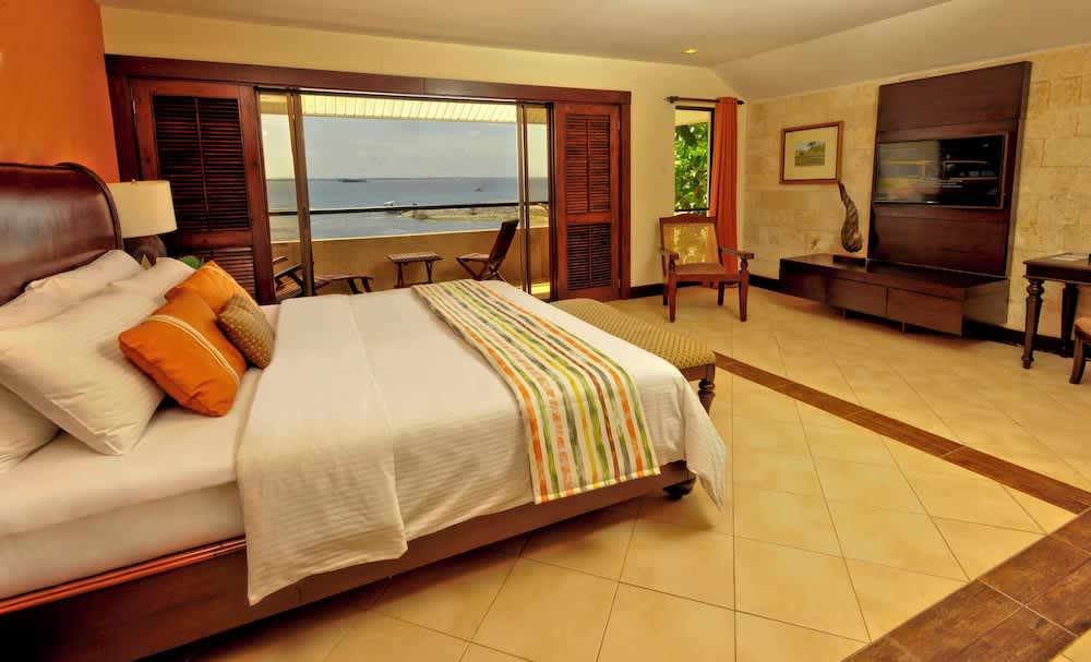 Costabella Tropical Beach Hotel 1