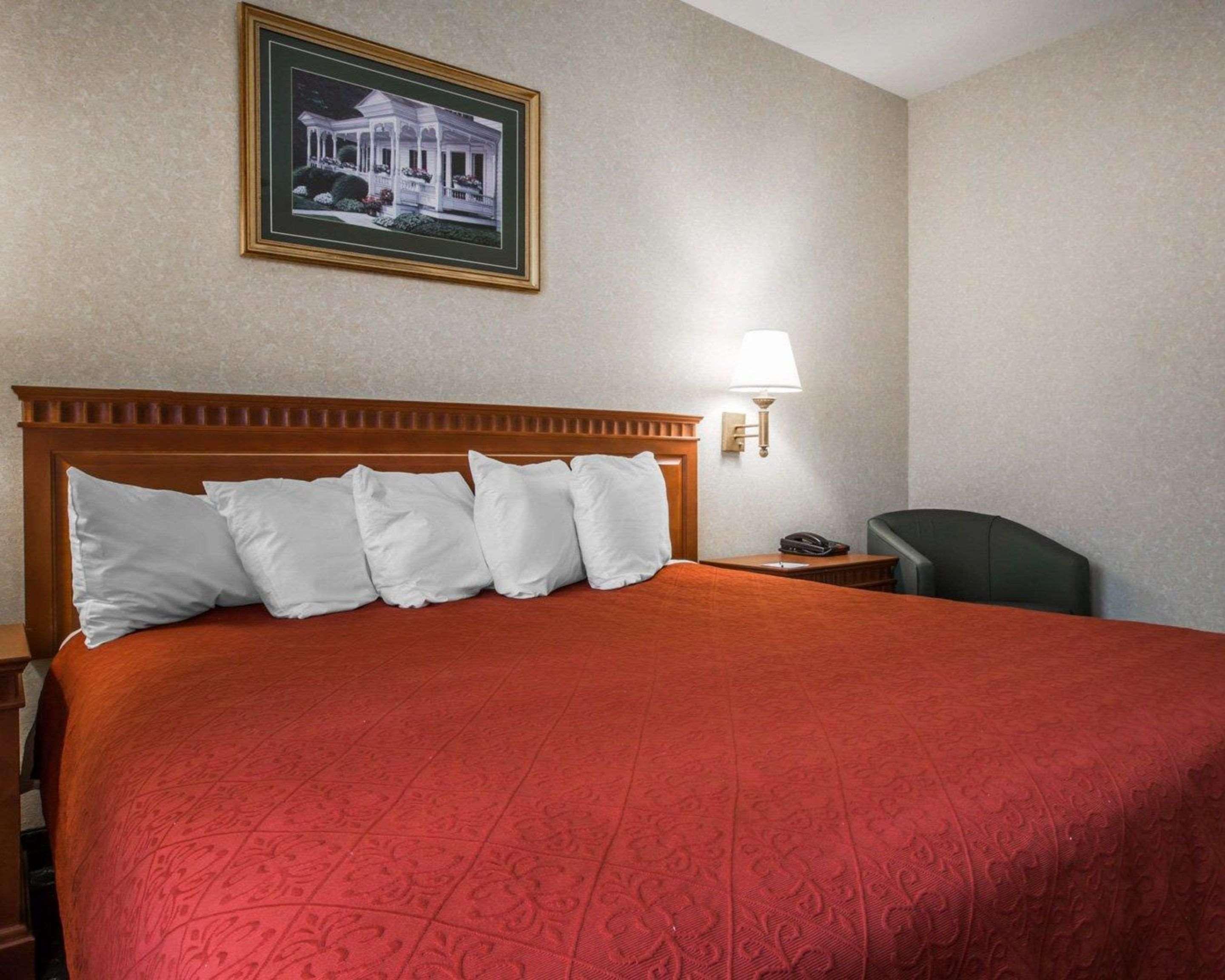 Hotel Glens Falls / Lake George 2