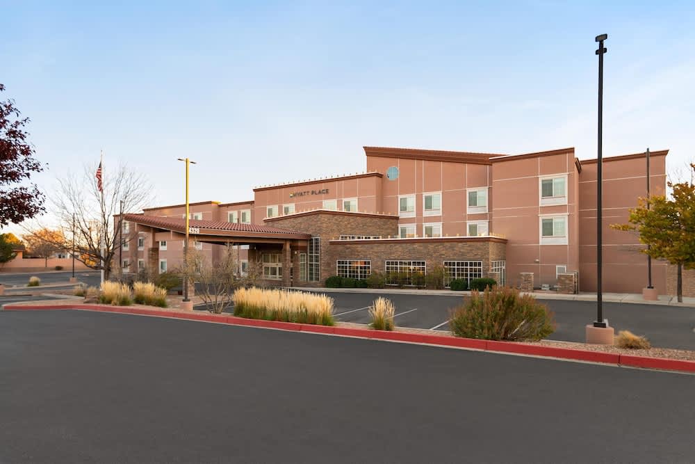 Hyatt Place Santa Fe 1
