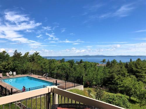 Atlantic Eyrie Lodge 1