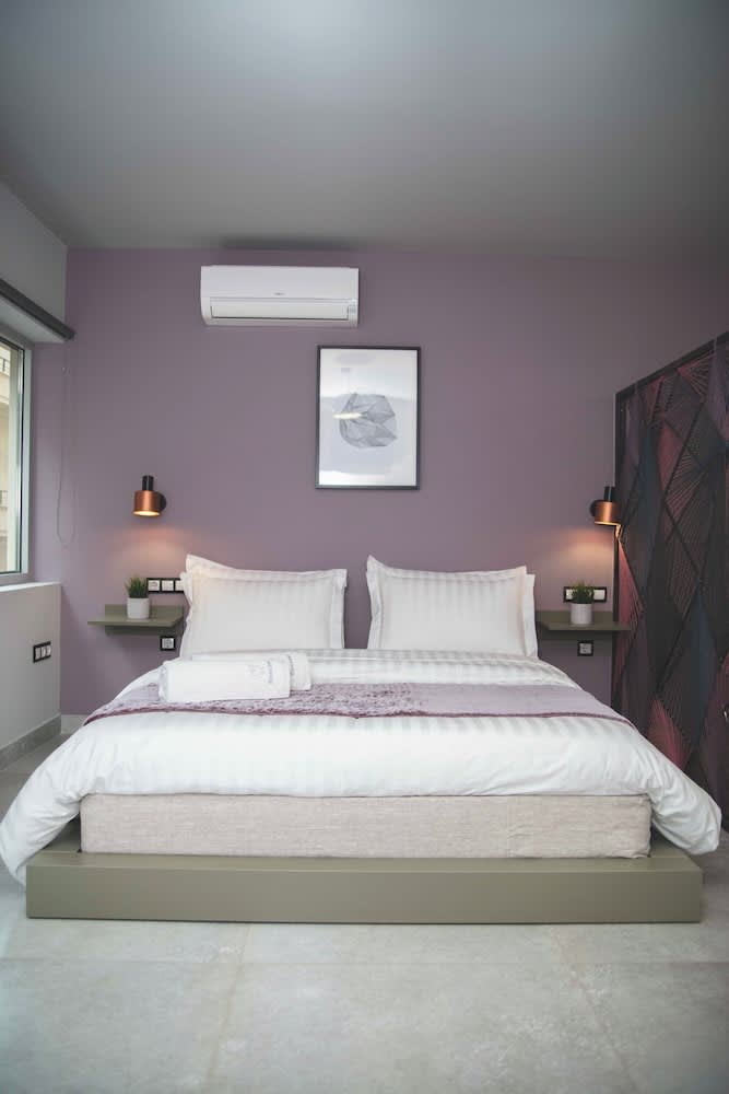Rooster Suites 2