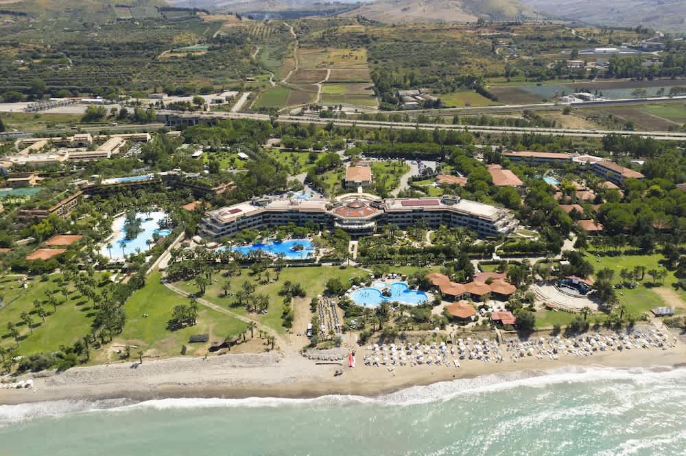Grand Palladium Sicilia Resort & Spa 1