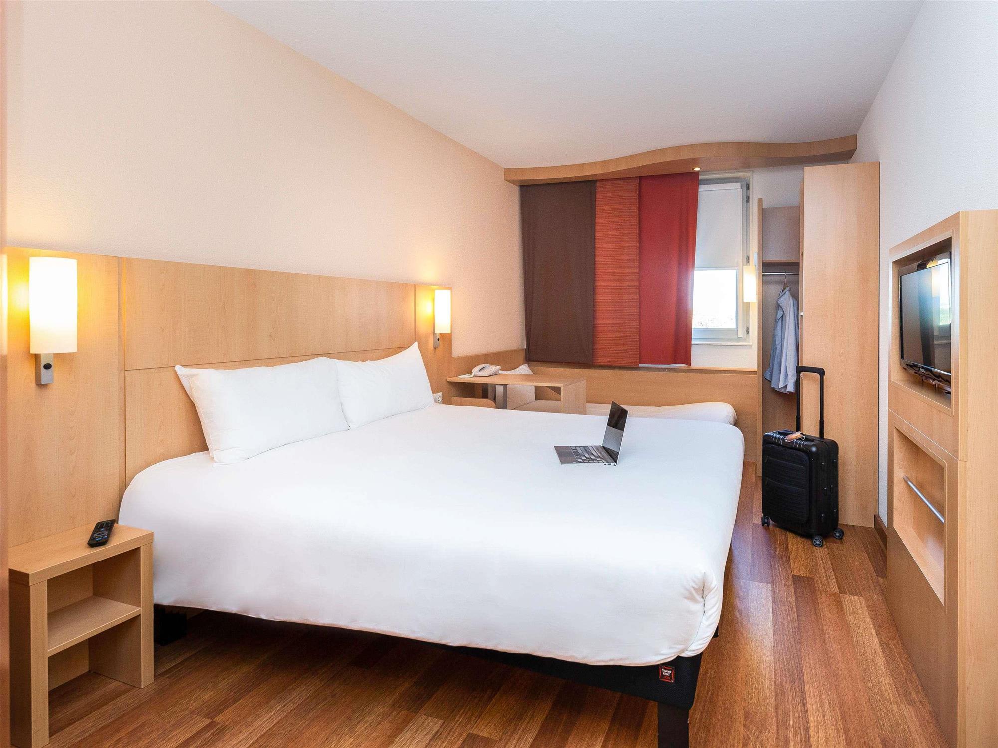 ibis Lyon Est Chaponnay 2