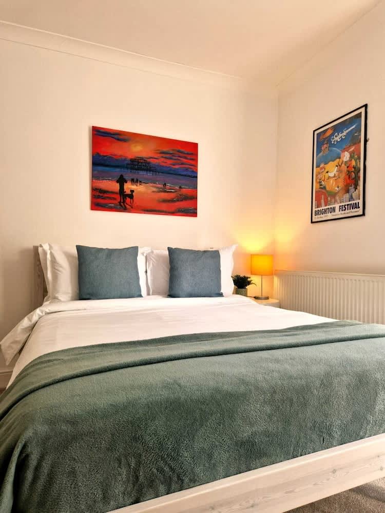 Upper Rock Brighton – Guest House 1