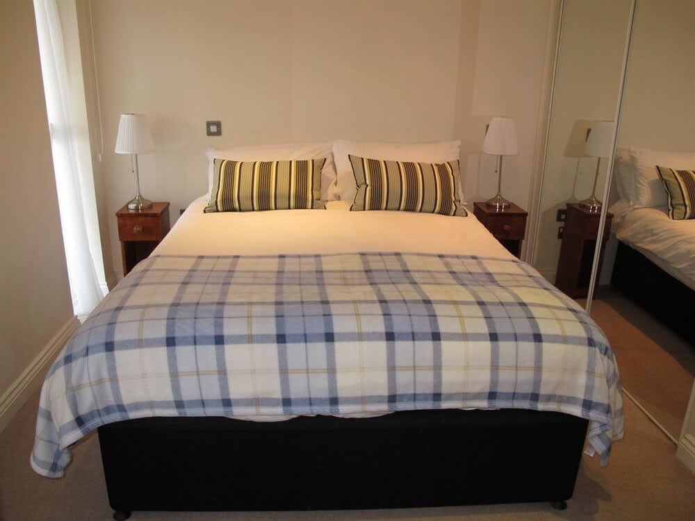 Churchill Apartments 2