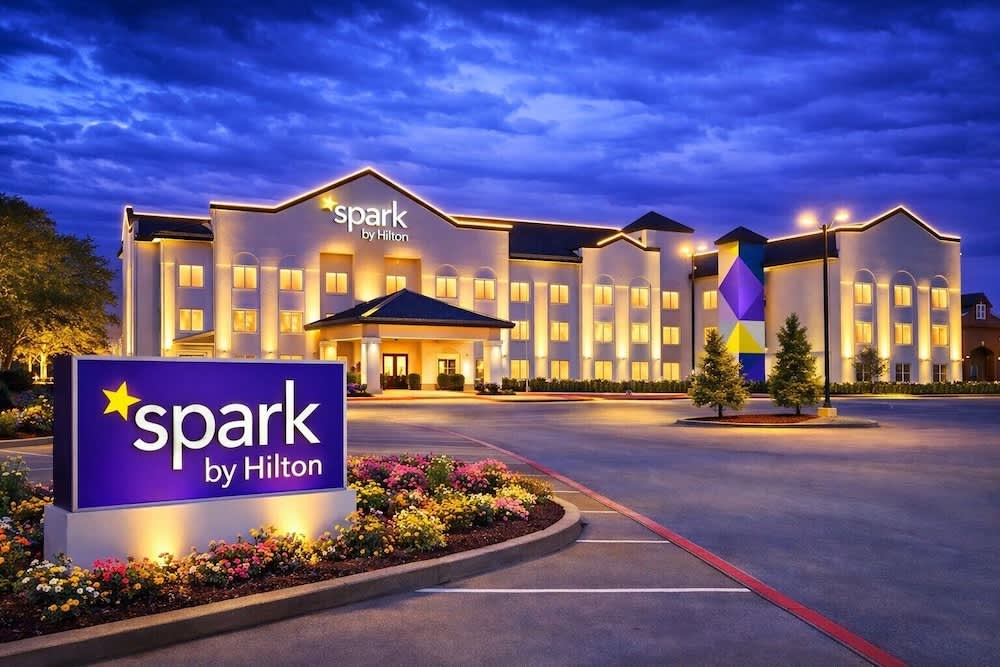 Spark by Hilton Stafford Sugar Land 1