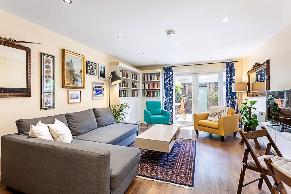Terraced Bermondsey House 1