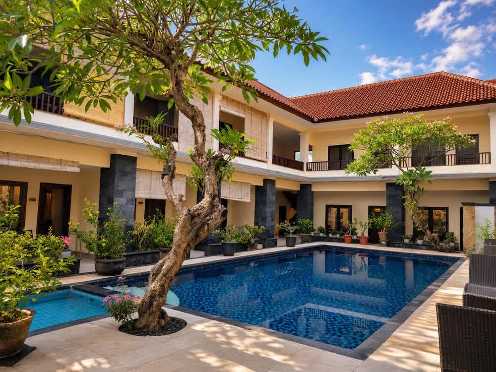 Radha Bali Hotel 1