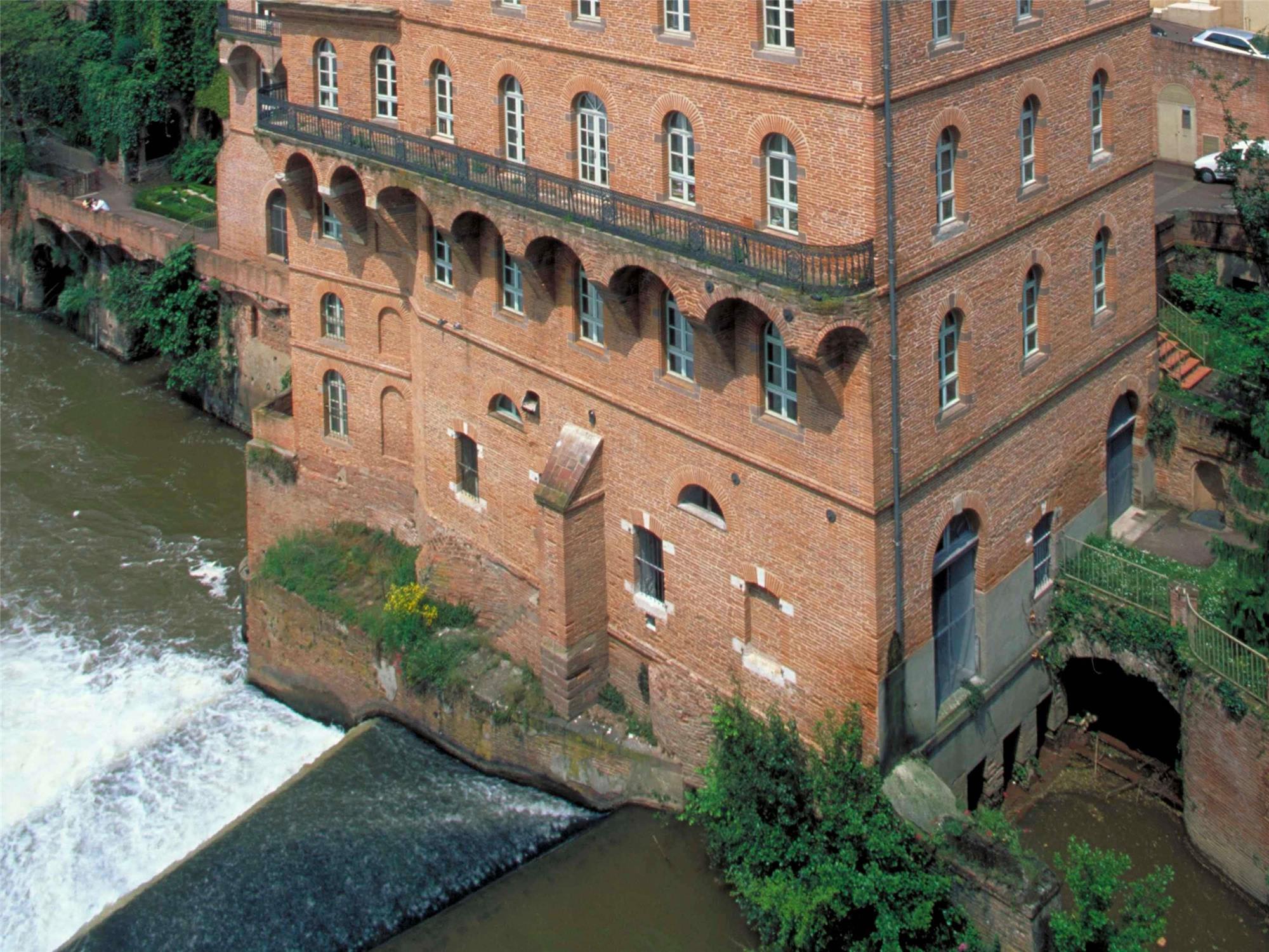 Mercure Albi Rives du Tarn 2