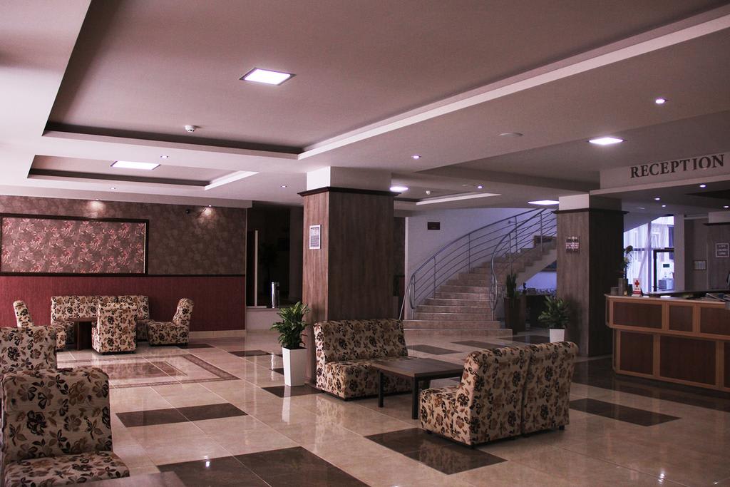 Kamchia Park Hotel - All Inclusive with Free Parking 1