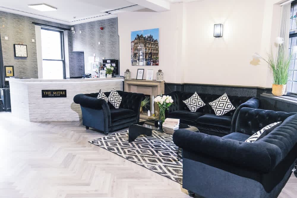 Mitre Hotel Manchester City Centre 2