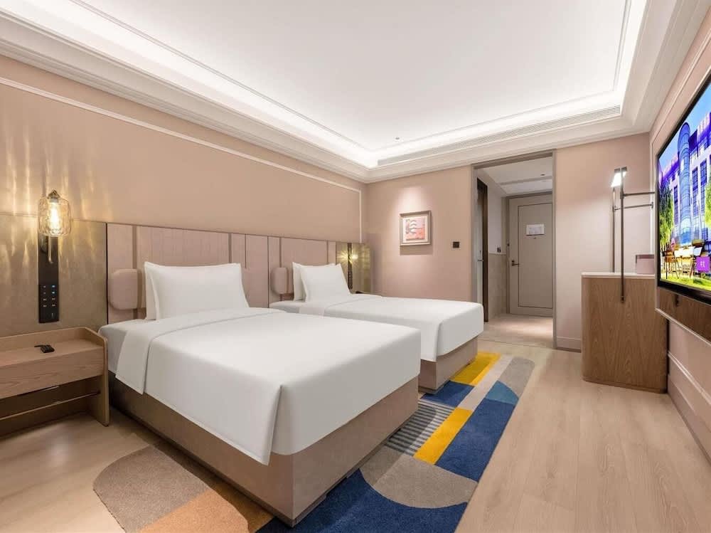 Mercure Chengdu Global Center 2