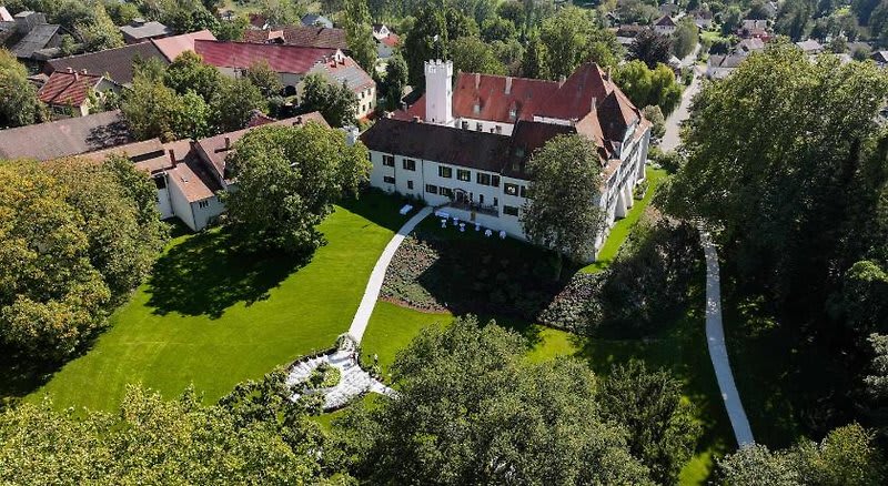 Schloss - Schenke Tunzenberg 2