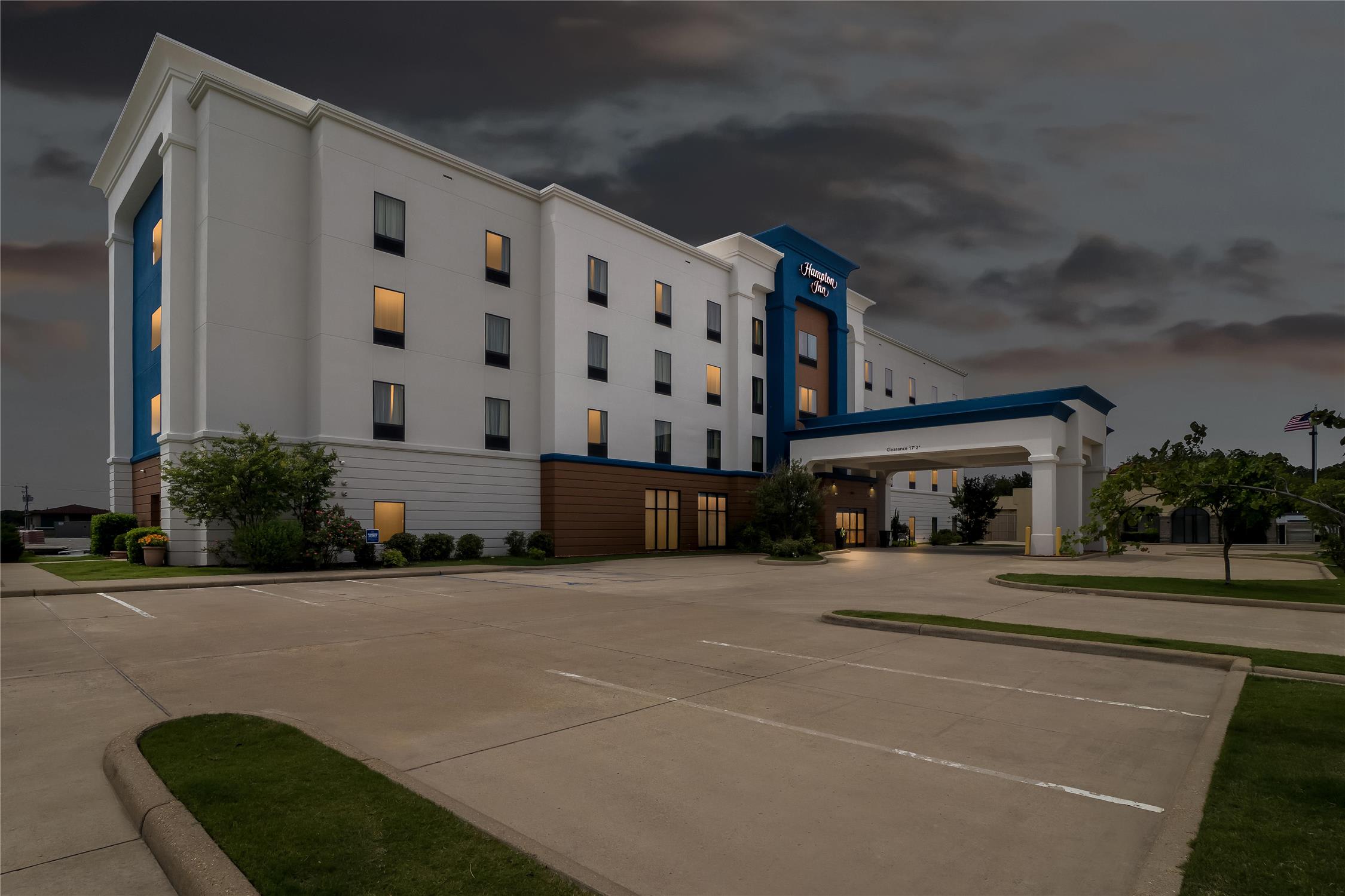 Hampton Inn Marion 2